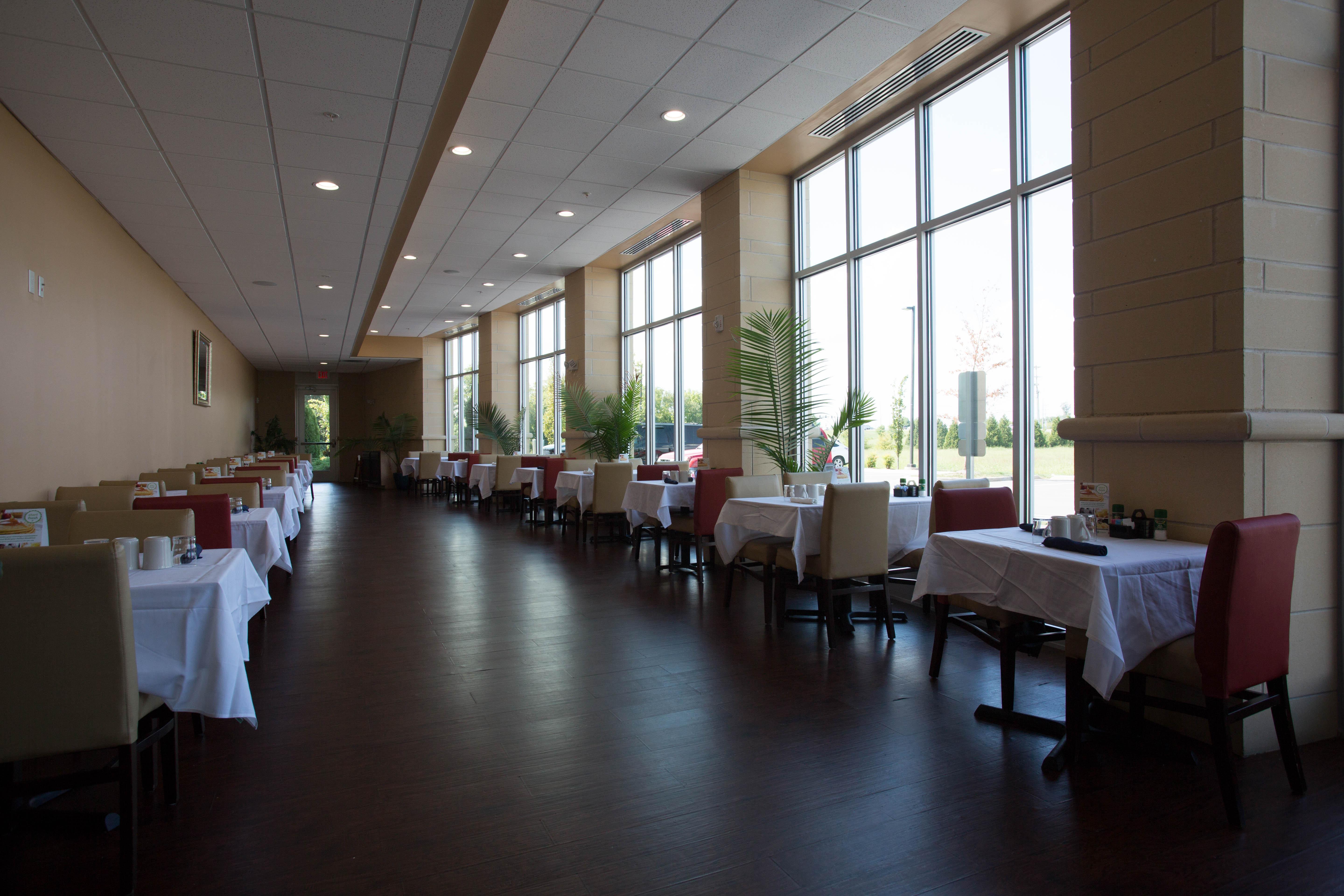 Holiday Inn Murfreesboro By Ihg Bagian luar foto
