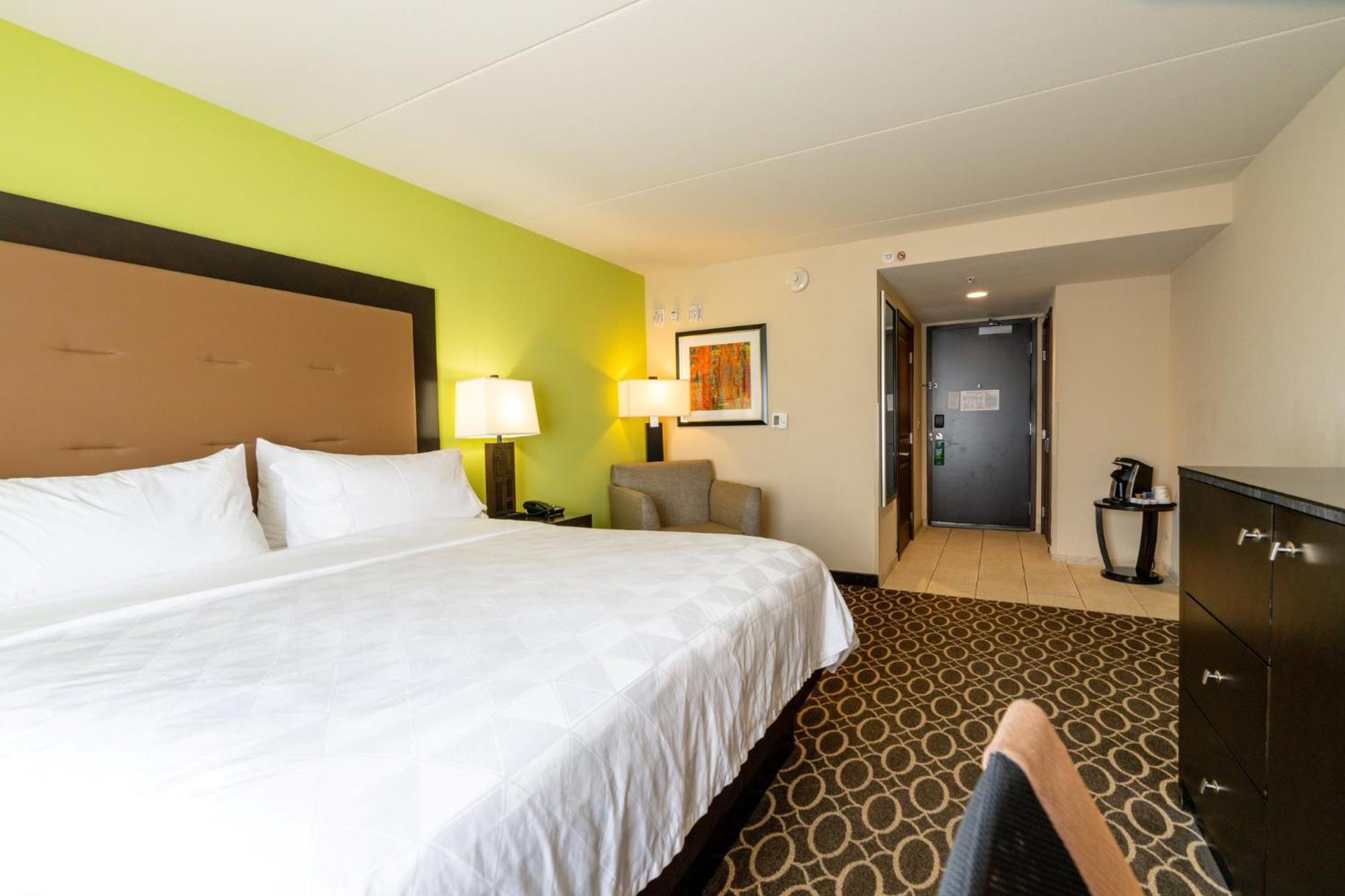 Holiday Inn Murfreesboro By Ihg Bagian luar foto
