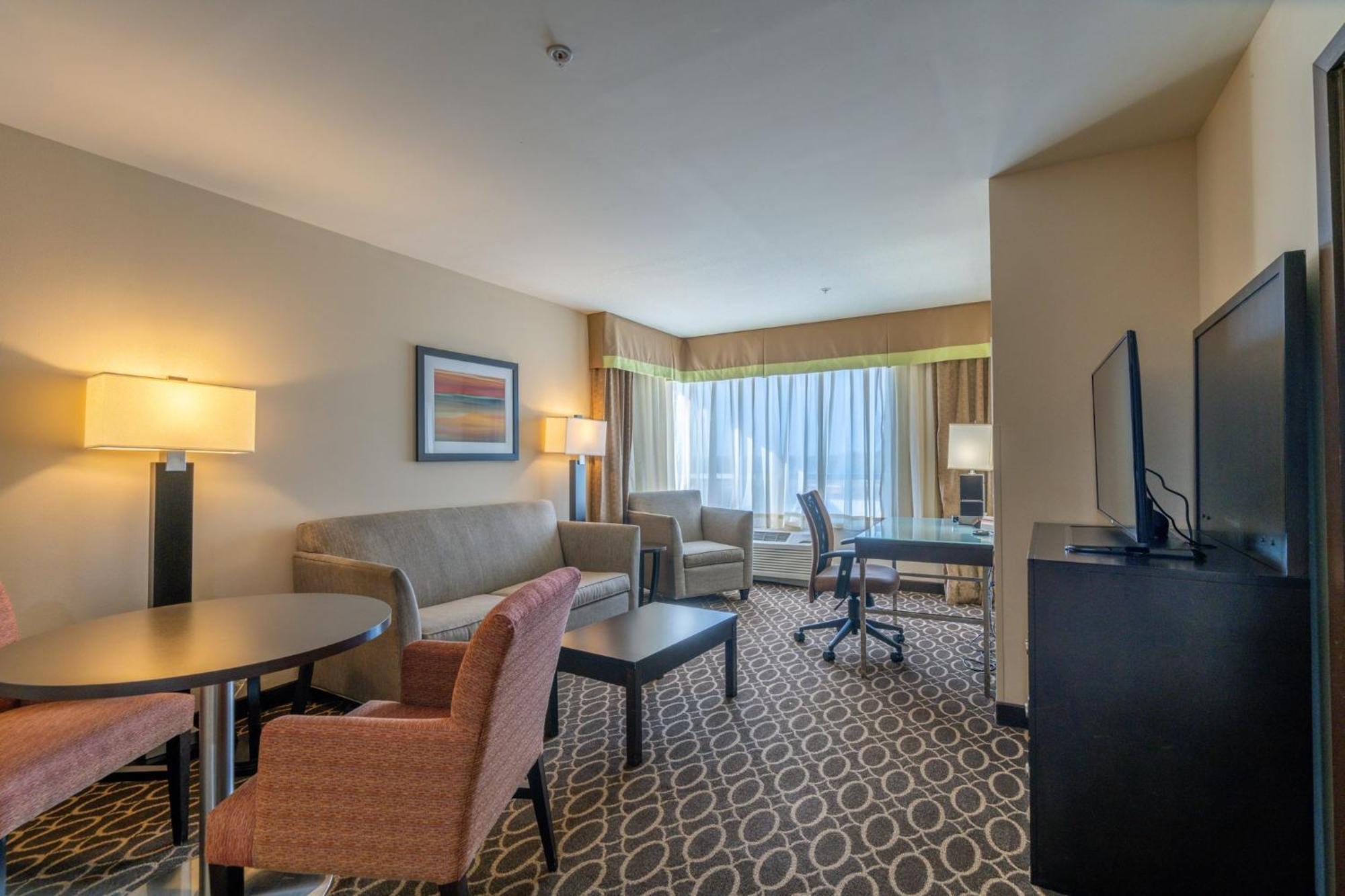 Holiday Inn Murfreesboro By Ihg Bagian luar foto
