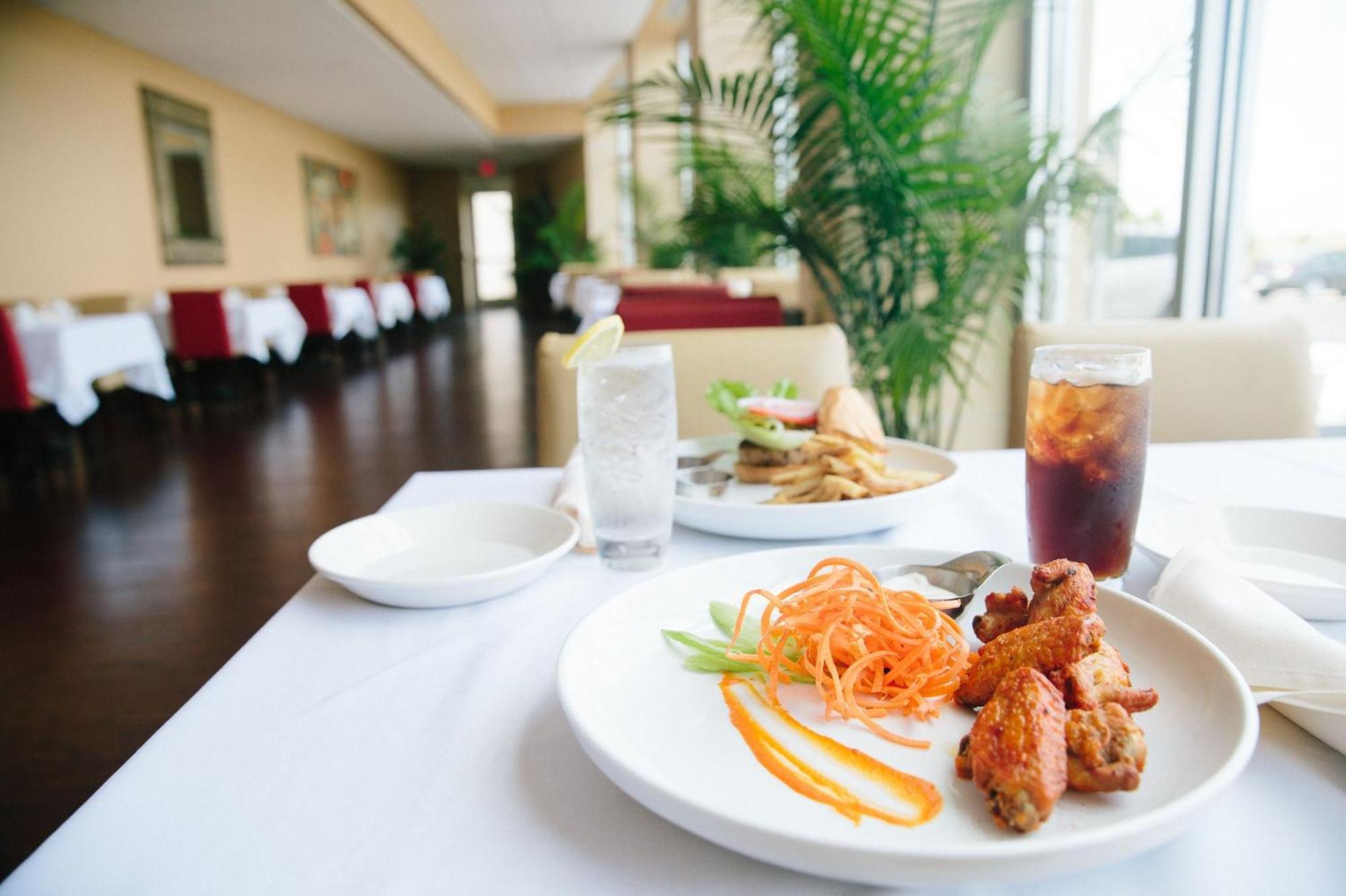 Holiday Inn Murfreesboro By Ihg Bagian luar foto